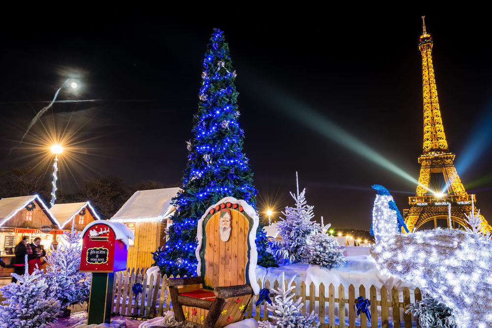 Le Village de Noël à Paris : Un Rendez-vous Magique pour les Fêtes de Fin d'Année